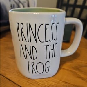 Rae Dunn Disney "PRINCESS AND THE FROG" Double Sided Mug Green Interior